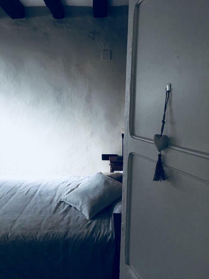 El Baluard Apartment Cardona Ngoại thất bức ảnh
